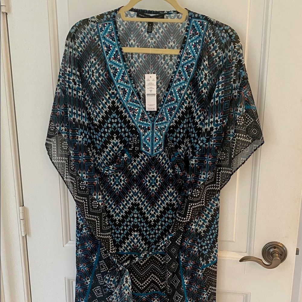 Gorgeous New WHBM kimono dress 🌸